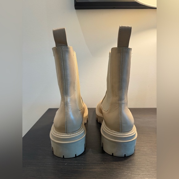 ZARA — LEATHER ANKLE BOOT - Picture 6 of 8